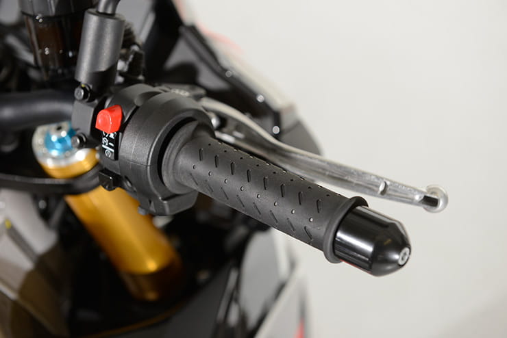 2017 Aprilia Tuono V4 1100