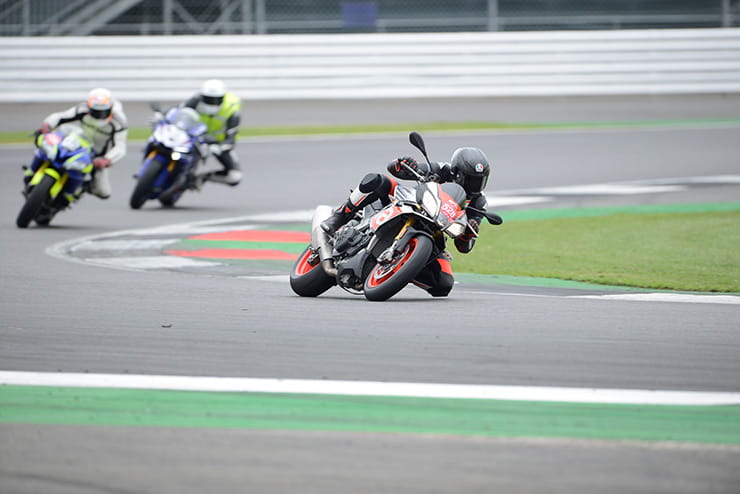 2017 Aprilia Tuono V4 1100