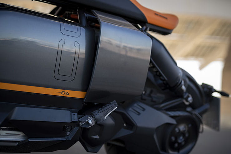 2022 BMW CE 04 Electric Scooter Review Price Spec Details_21