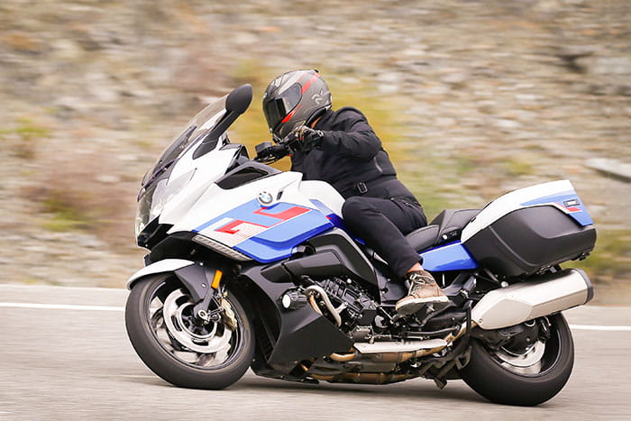 BMW K1600 GT GTL Bagger Grand America Review Price Spec_05