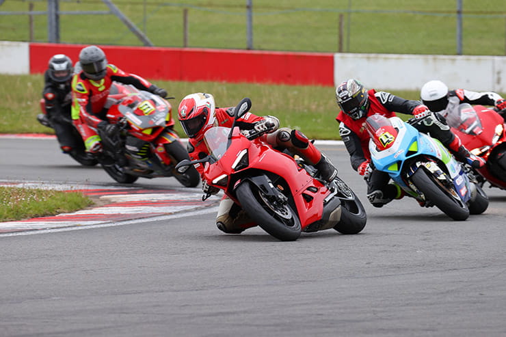 Ducati Panigale V2 Road Race Trioptions McGuinness_07