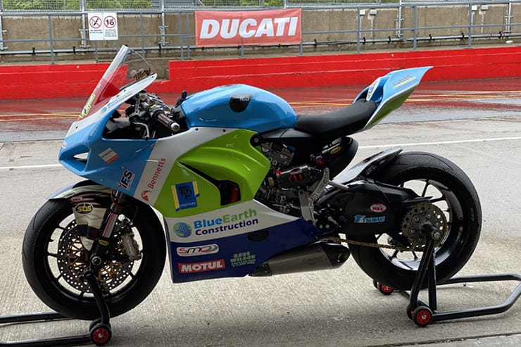 Ducati Panigale V2 Road Race Trioptions McGuinness_39